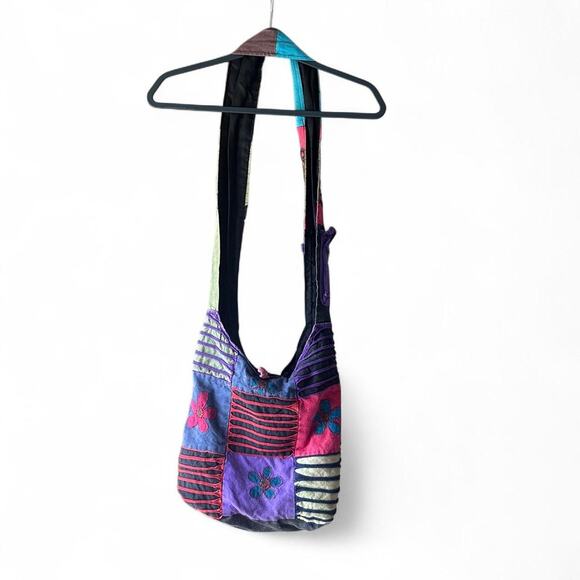 Unique multi coloured patchwork shoulder bag Boho Hippie Floral Quilt - Picture 2 of 3